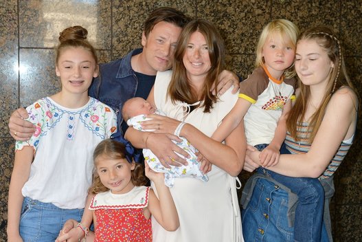 Jamie Oliver šeima (nuotr. SCANPIX)