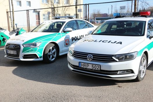 Daugiau nei 1 000 gyventojų šiandien užplūdo Kauno apskrities policiją  