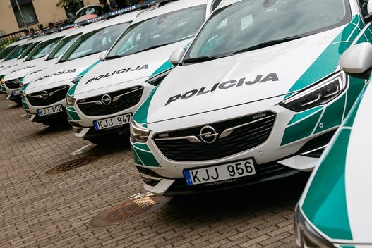 Policija pristatė savo naujus automobilius „Opel Insignia“ (nuotr. Tv3.lt/Ruslano Kondratjevo)