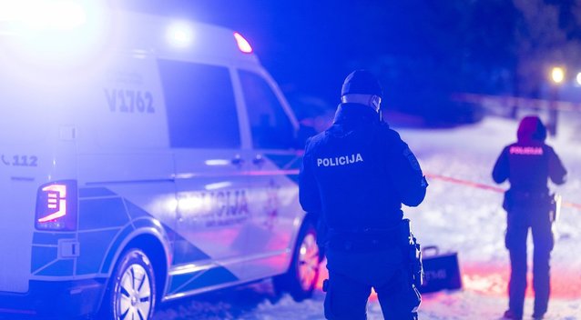 Panevėžio rajone susidūrus krovininiam ir lengvajam automobiliams, per avariją nukentėjo trys žmonės  BNS Foto