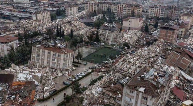 Siaubingi vaizdai iš Turkijos: rodomi po žemės drebėjimo subyrėję namai, žmonių aukų skaičius gali būti daug didesnis už skelbiamą (nuotr. Gamintojo)