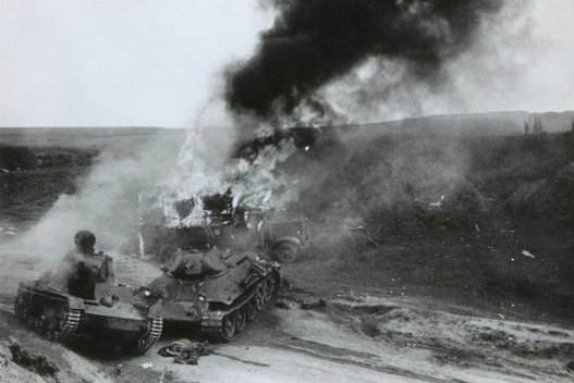 Didžiosios tankų skerdynės: mūšis, kurio nenori prisiminti vėliau karą laimėjusi Sovietų Sąjunga (nuotr. Vidapress)