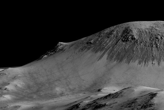 Marso paviršiumi vasarą teka vanduo (nuotr. SCANPIX)