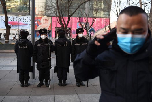 Kinija taikys drakoniškas priemones kovoje su virusu: nepaklususiems gresia mirtis (nuotr. SCANPIX)