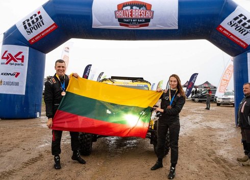 „Breslau rally“ ralį baigę Emilija ir Arūnas Gelažninkai: „Paskutinė atkarpa – kosmosas“