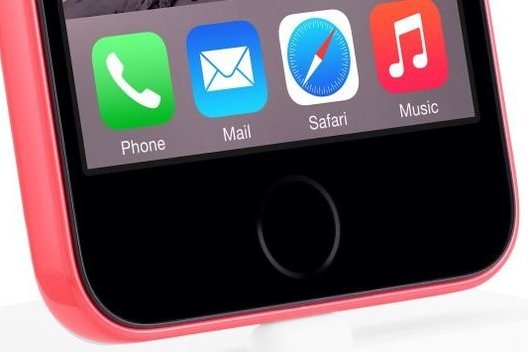 „Apple“ netyčia pademonstravo, kaip atrodys „iPhone 6C“? (nuotr. leidėjų)