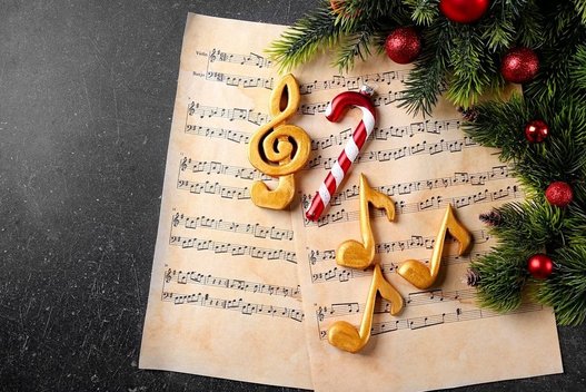 Kalėdinės dainos (nuotr. Shutterstock.com)