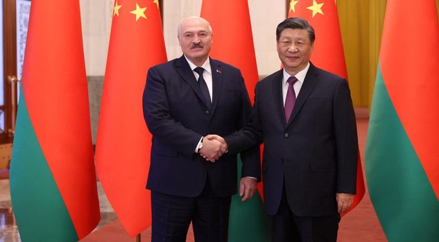 Aliaksandras Lukašenka ir Xi Jinpingas (nuotr. SCANPIX)