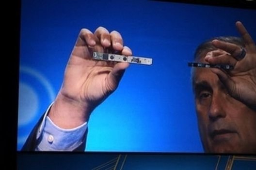 „Intel“ parodė telefonams skirtą jutiklį „RealSense“ (nuotr. leidėjų)