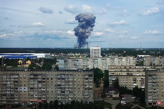 Rusijos sprogmenų fabrike driokstelėjo sprogimas (nuotr. SCANPIX)