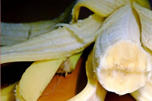 Banano žievės nauda (nuotr. 123rf.com)