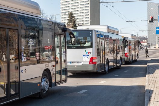 Vilniaus viešasis transportas (nuotr. Sauliaus Žiūros)