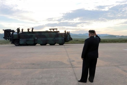 JAV gali tekti tekti dar sunkesnė užduotis, nei tiesiog Šiaurės Korėjos raketos numušimas (nuotr. SCANPIX)