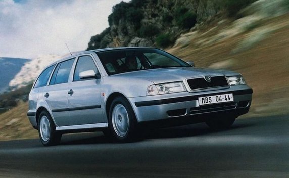 Istorija apie pačią nesėkmingiausią „Škoda Octavia“ versiją