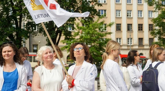 Gydytojai nusivylę – reformos buldozeris važiuoja toliau: jei Seimas pritars, liks tik paskutinis šiaudas (Fotodiena/ Viltė Domkutė)