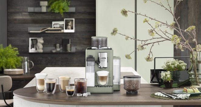 „De'Longhi“ automatinis kavos aparatas „Rivelia“ pelnė trigubą pergalę „IF Design Award“ apdovanojimuose   