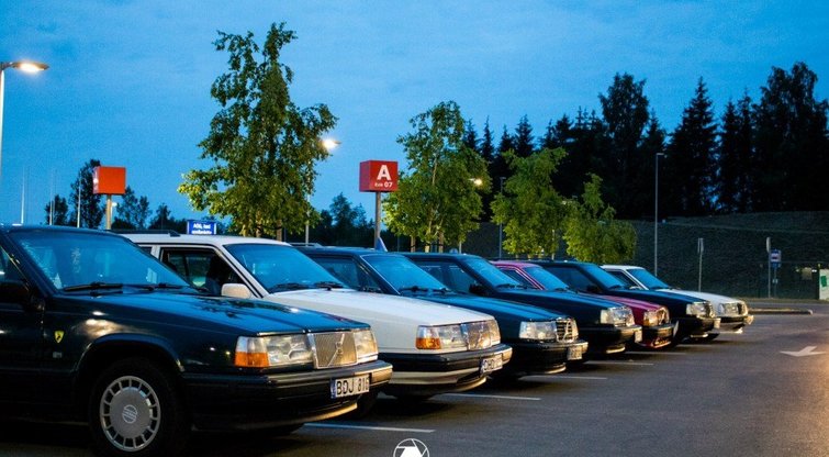Vilniuje - rekordinis „Volvo“ ir „Saab“ entuziastų susitikimas