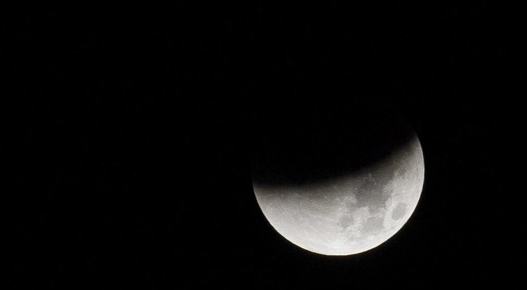 Mėnulio užtemimas (nuotr. Fotodiena.lt)