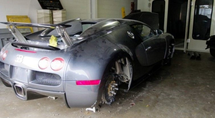 Kokie yra „Bugatti Veyron“ eksploatacijos kąštai?