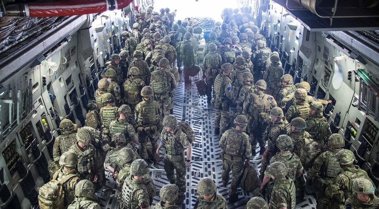 JAV kariai vyksta į Kabulą (nuotr. SCANPIX)