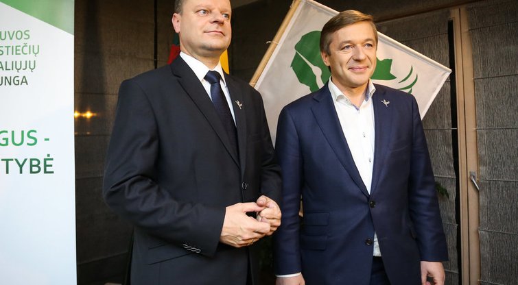S. Skvernelis ir R. Karbauskis (nuotr. Fotodiena.lt)