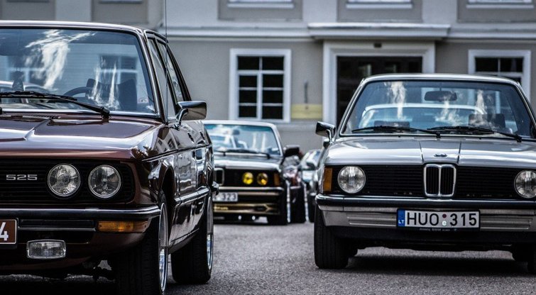 Klasikinių „BMW“ susibūrimą surengęs Edgaras : „Tokie renginiai turi būti šventė visiems“