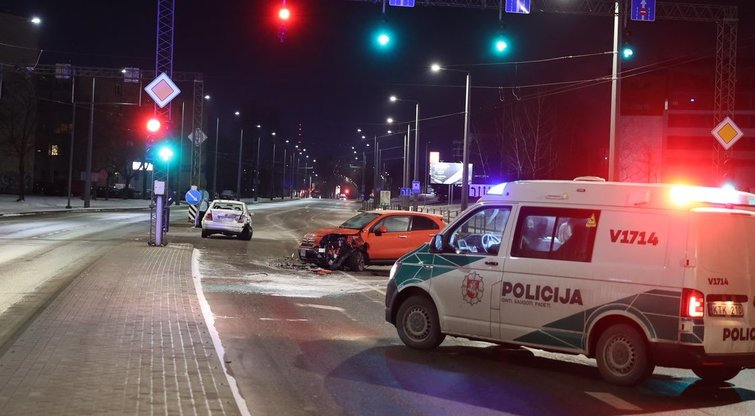 Girtas „Fiat“ vairuotojas Vilniuje sukėlė avariją (nuotr. Broniaus Jablonsko)