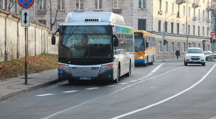 Vilniaus viešasis transportas (nuotr. Sauliaus Žiūros)