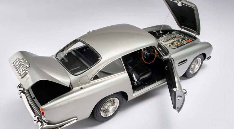 Skirtas tikriems kolekcionieriams: „Aston Martin DB5“ už 20 tūkst. eurų