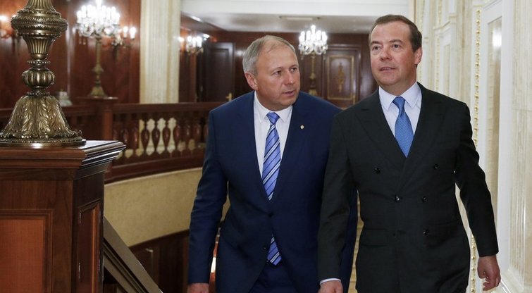 Baltarusijos ministras pirmininkas Sergejus Rumas susitiko su Rusijos ministru pirmininku Dmitrijumi Medvedevu. (nuotr. SCANPIX)