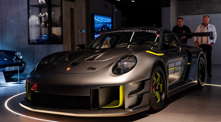 Lietuvoje – 1 iš 30-ies „Porsche 911 GT2 RS Clubsport“ debiutas