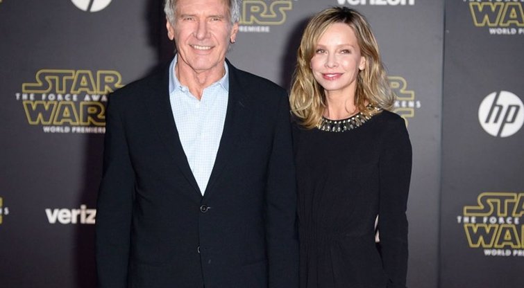 Harrisonas Fordas atskleidė savo sėkmingos santuokos paslaptį: „Nekalbėk!“  