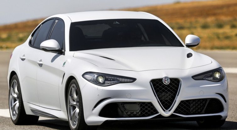 „Alfa Romeo“ sulaukė 7000 išankstinių „Giulia QV“ užsakymų?