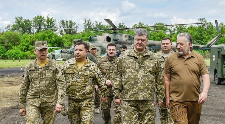 Pokyčiai Ukrainoje: ruošiamasi atšaukti „antiteroristinę operaciją“ Donbase (nuotr. SCANPIX)