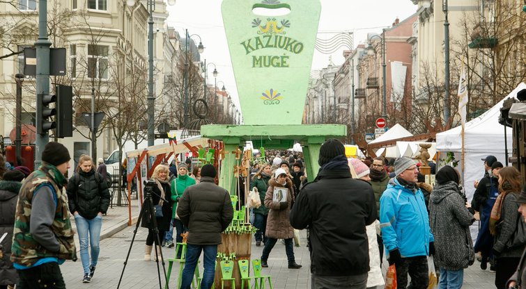 Vilniuje prasidėjo tradicinė Kaziuko mugė (nuotr. Tv3.lt/Ruslano Kondratjevo)