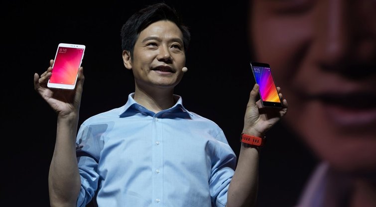 „Xiaomi“ valdybos pirmininkas Lei Junis (nuotr. SCANPIX)
