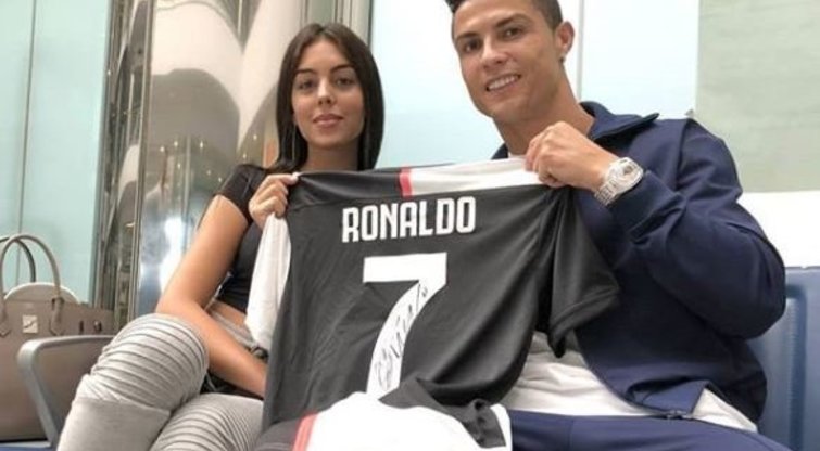 Georgina Rodriguez ir Cristiano Ronaldo (nuotr. Instagram)