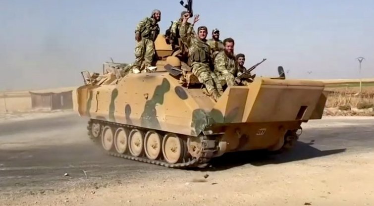 Atremti Turkijos puolimo juda Rusijos palaikomos Sirijos kariuomenė (nuotr. SCANPIX)