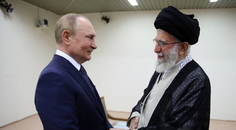 Vladimiras Putinas, Ali Khamenei (nuotr. SCANPIX)