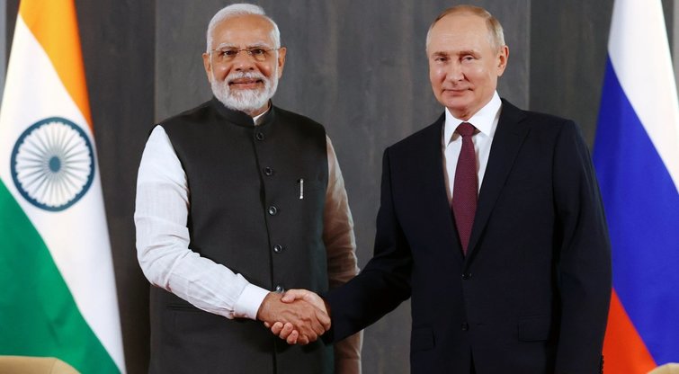 Narendra Modi ir Vladimiras Putinas (nuotr. SCANPIX)