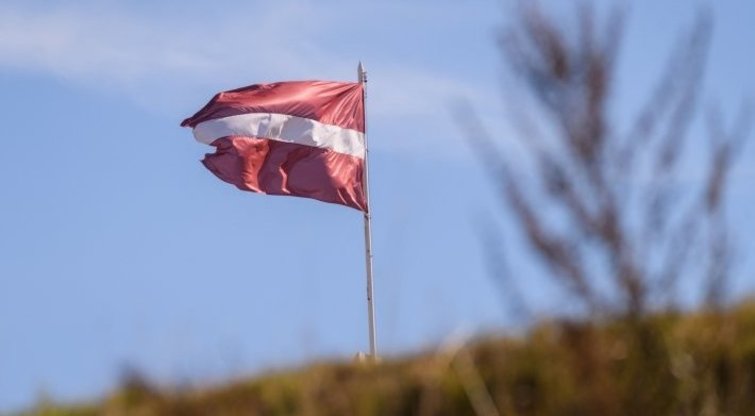 Latvijos vėliava (nuotr. SCANPIX)