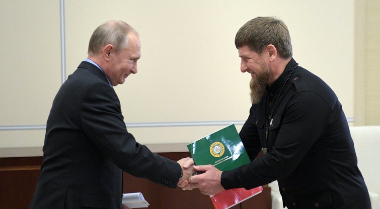 Putinas ir Kadyrovas (nuotr. SCANPIX)