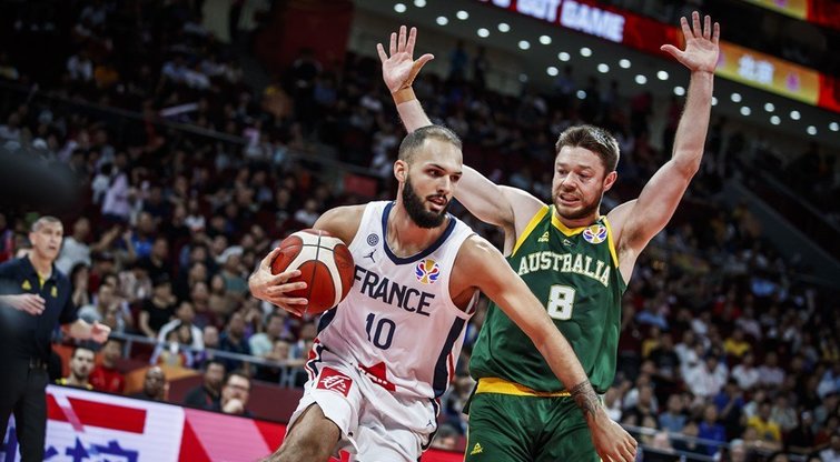 Rungtynių Prancūzija-Australija akimirka (nuotr. FIBA)