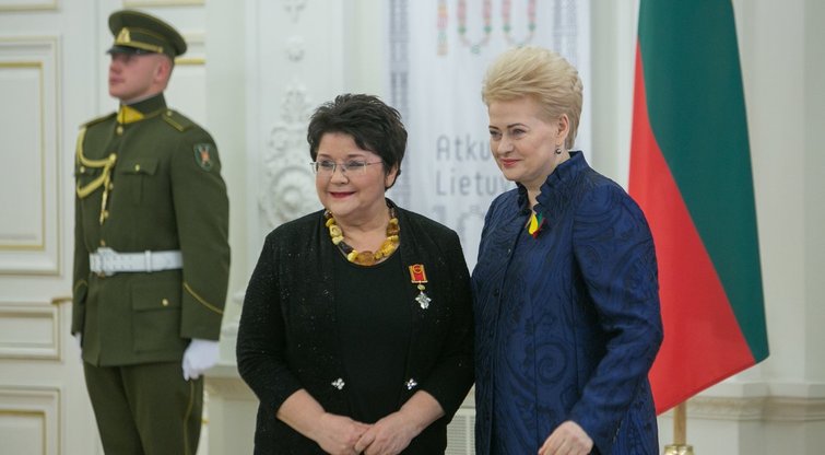 Zita Kelmickaitė ir Dalia Grybauskaitė  (Julius Kalinskas/ BNS nuotr.)