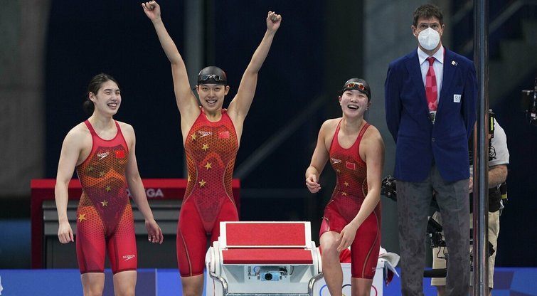 Kinijos plaukikės (nuotr. SCANPIX)