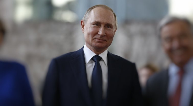 „Tautos tėvas“: Putinas pasirinko vieną iš trijų valdžios perdavimo scenarijų (nuotr. SCANPIX) tv3.lt fotomontažas