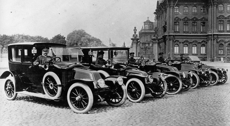 Automobilių paroda 1913 metais : Ant pirmojo pasaulinio karo slenksčio