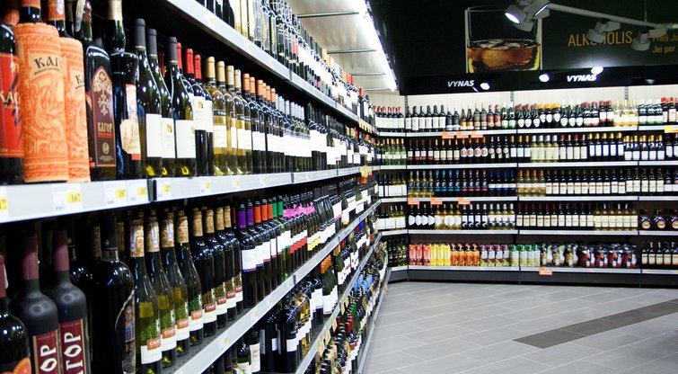 Alkoholio prekyba (nuotr. BNS)  