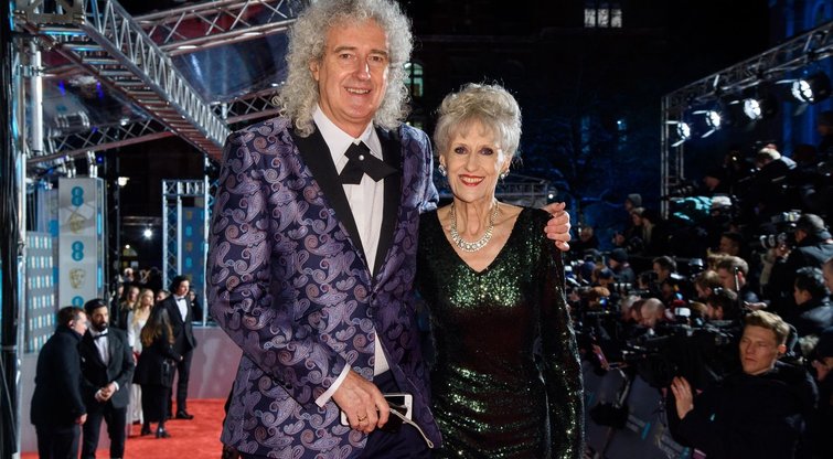 Brian May su žmona (nuotr. Vida Press)