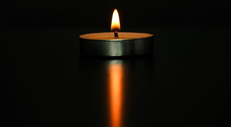 Žvakė (nuotr. 123rf.com)